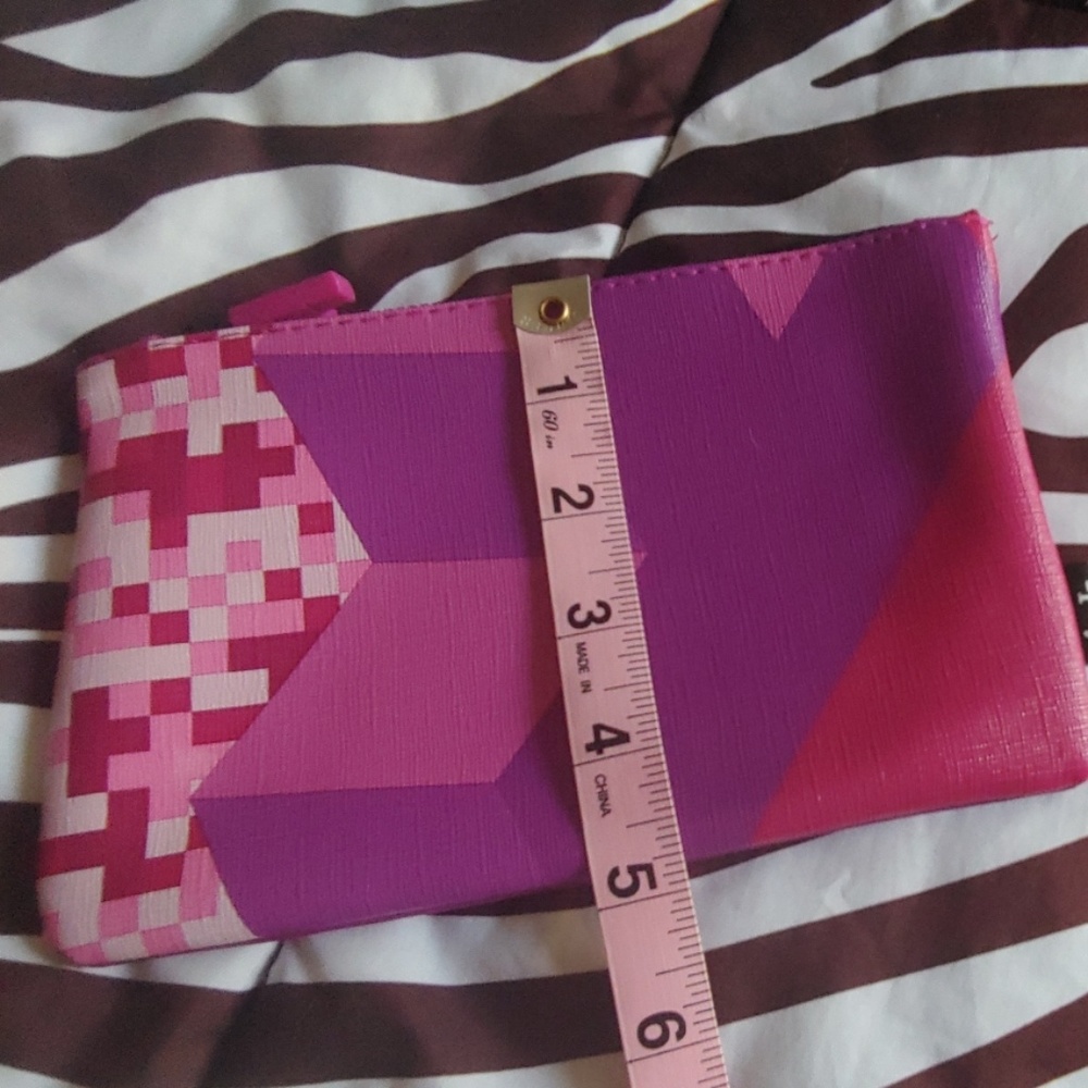 Ipsy Beautiful makeup bags - Picture 4 of 5